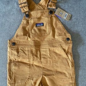 Patagonia Boys Size 2 Brand New Never Worn Overall Shorts Two Shirts